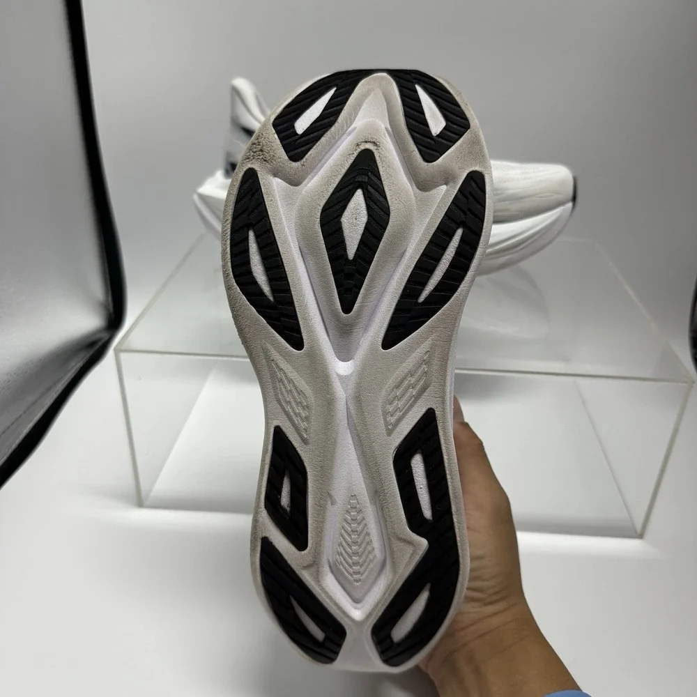 Asics Superblast 3 White Black Running Shoes 1013A177 Men's Size 7 / Women's 8.5